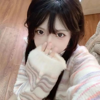 跷家女孩 海报