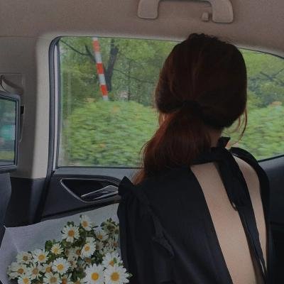 魔力女管家第一季 海报