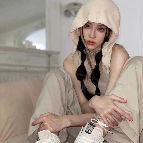 缺席的人 海报